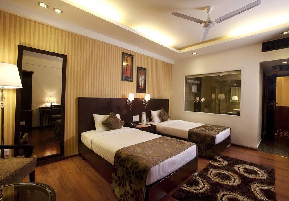 Hotel Asia Jammu Tawi Катра Экстерьер фото